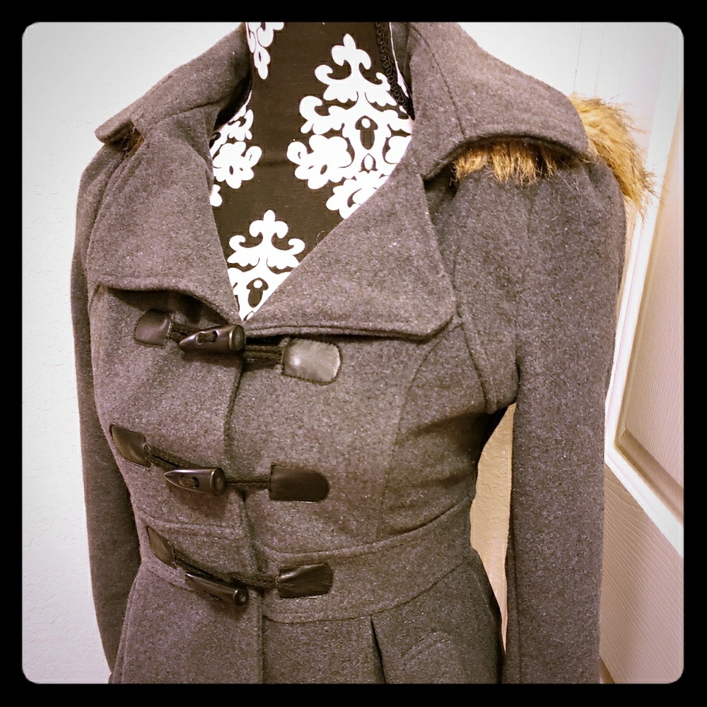 Womens Grey Wool Coat with Faux Fur Hood.